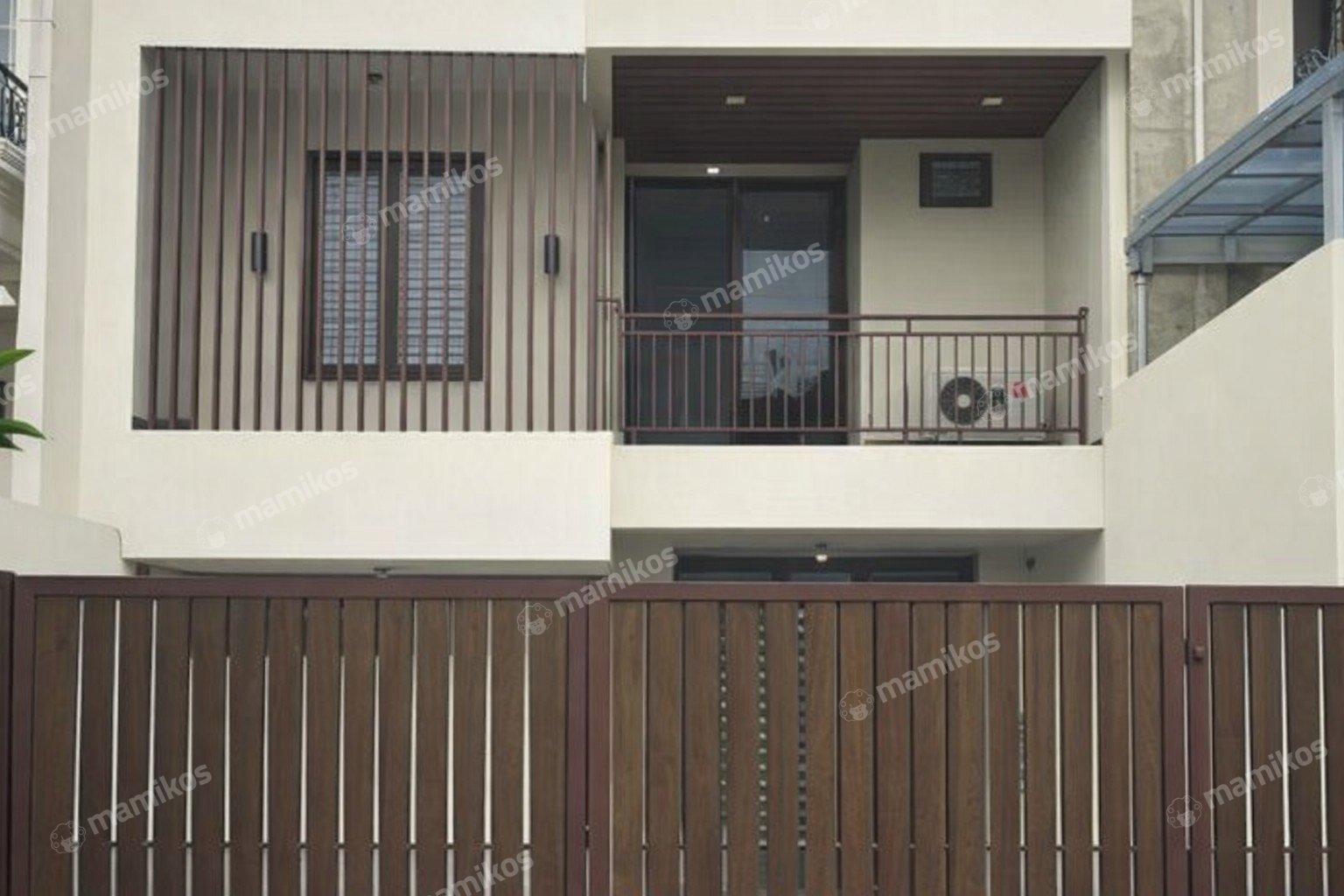 Rumah Sertifikat SHM 4 Kamar Tidur 3 Kamar Mandi Pantai Indah Kapuk Jakarta Utara