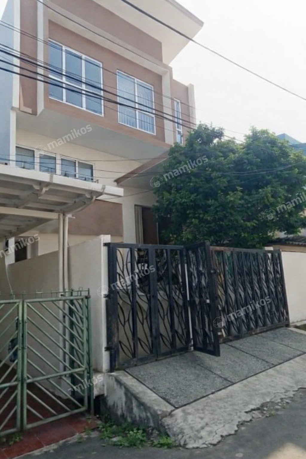 Rumah Sertifikat SHM 4 Kamar Tidur 4 Kamar Mandi Kelapa Gading Jakarta Utara - Photo 2
