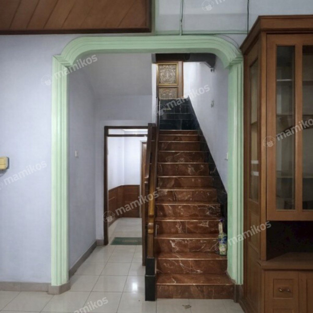 Rumah Sertifikat SHM 8 Kamar Tidur 3 Kamar Mandi Duren Sawit Jakarta Timur - Photo 5