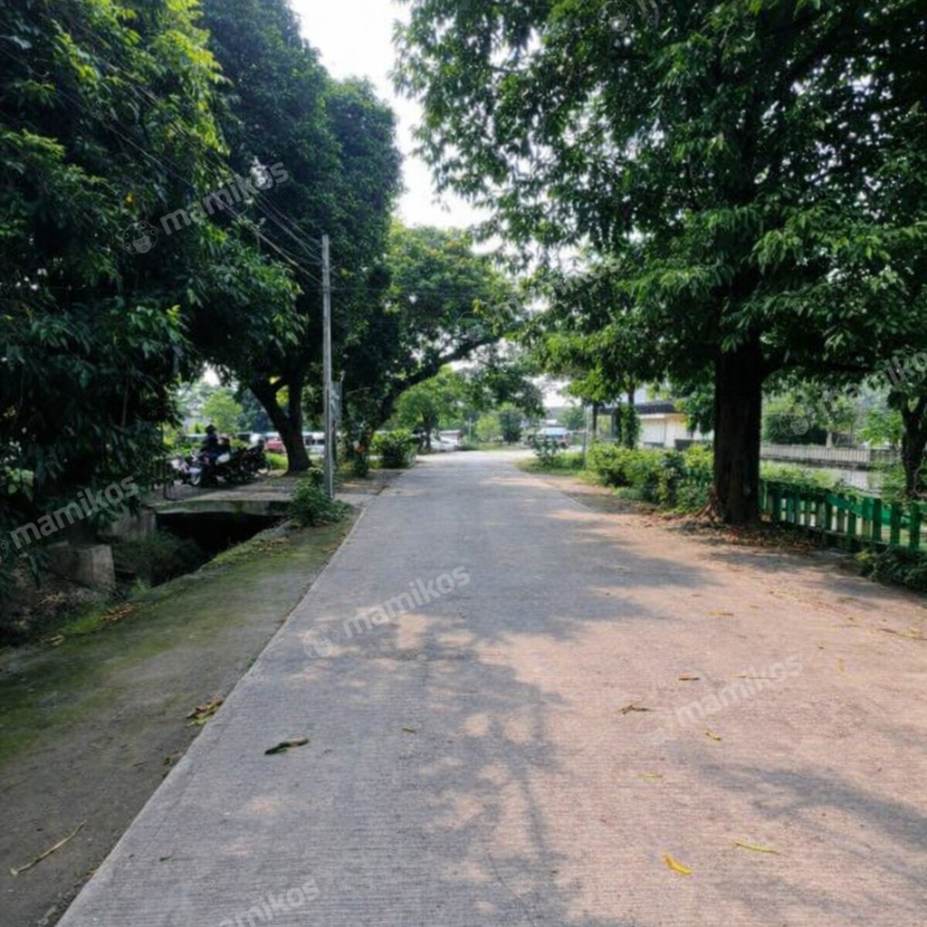 Rumah Sertifikat SHM 3 Kamar Tidur 1 Kamar Mandi Kebayoran Baru Jakarta Selatan - Photo 2