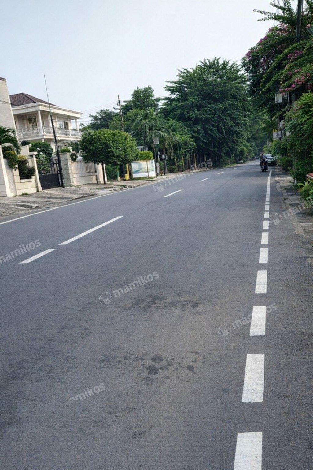 Rumah Sertifikat SHM 4 Kamar Tidur 3 Kamar Mandi Citra Garden Jakarta Barat - Photo 2