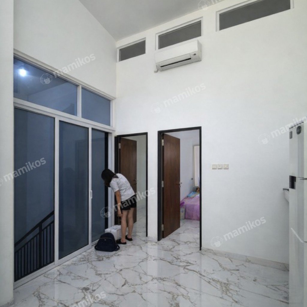 Rumah Sertifikat SHM 3 Kamar Tidur 5 Kamar Mandi Jelambar Jakarta Barat - Photo 4