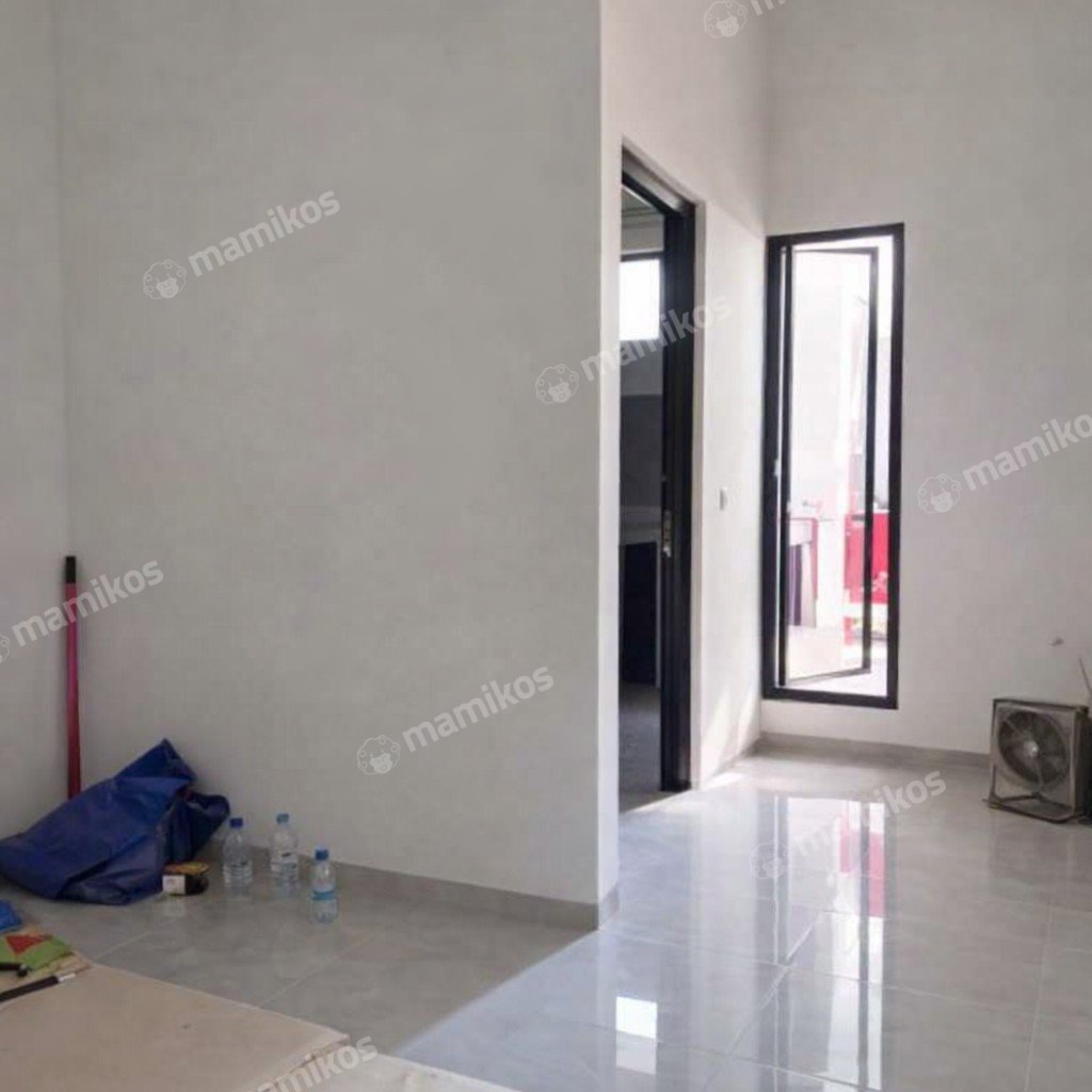 Rumah Sertifikat SHM 3 Kamar Tidur 3 Kamar Mandi Metland Puri Jakarta Barat - Photo 4