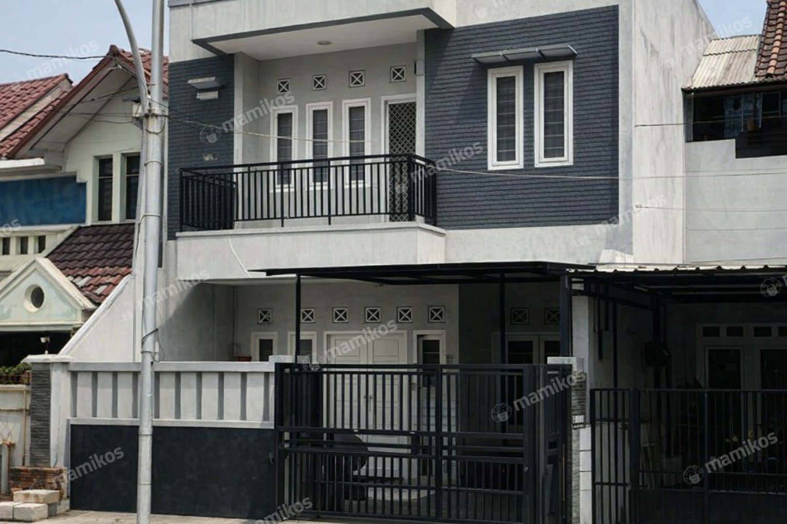 Rumah Sertifikat SHM 7 Kamar Tidur 3 Kamar Mandi Kalideres Jakarta Barat