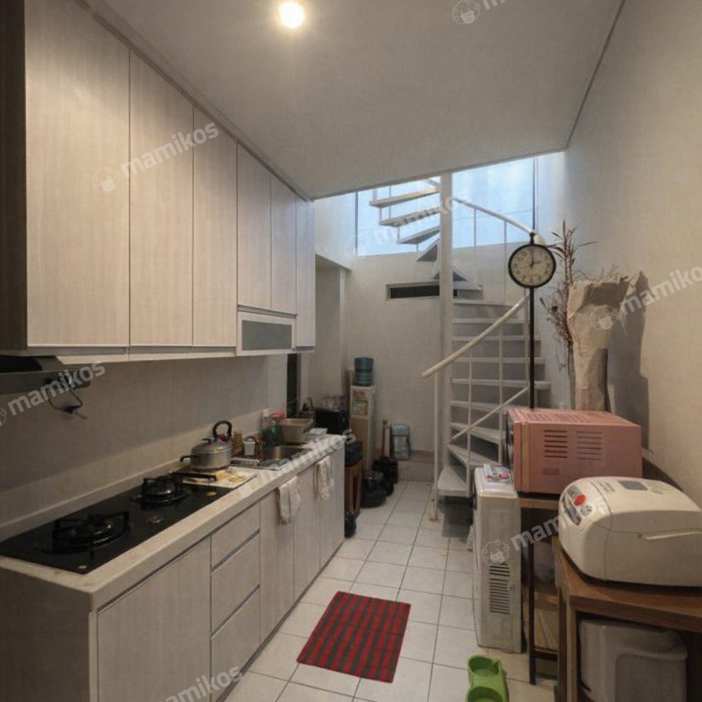 Rumah 5 Kamar Tidur 4 Kamar Mandi 2 Lantai Lebak Bulus Jakarta Selatan - Photo 4