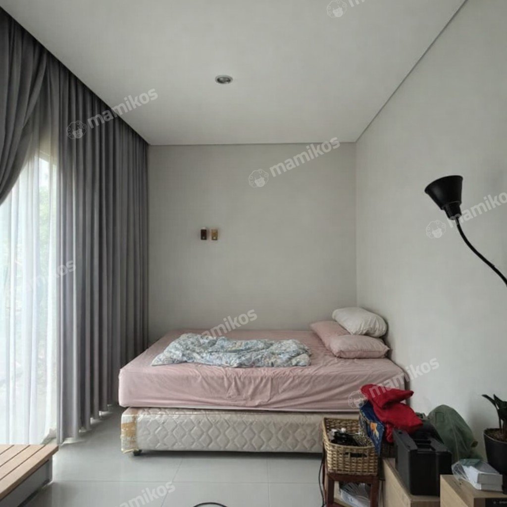 Rumah 5 Kamar Tidur 4 Kamar Mandi 2 Lantai Lebak Bulus Jakarta Selatan - Photo 5