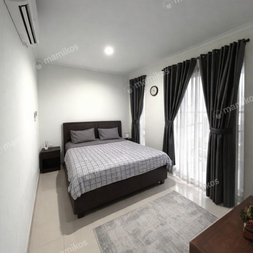 Rumah 3 Kamar Tidur 3 Kamar Mandi 2 Lantai Cibubur Jakarta Timur - Photo 5