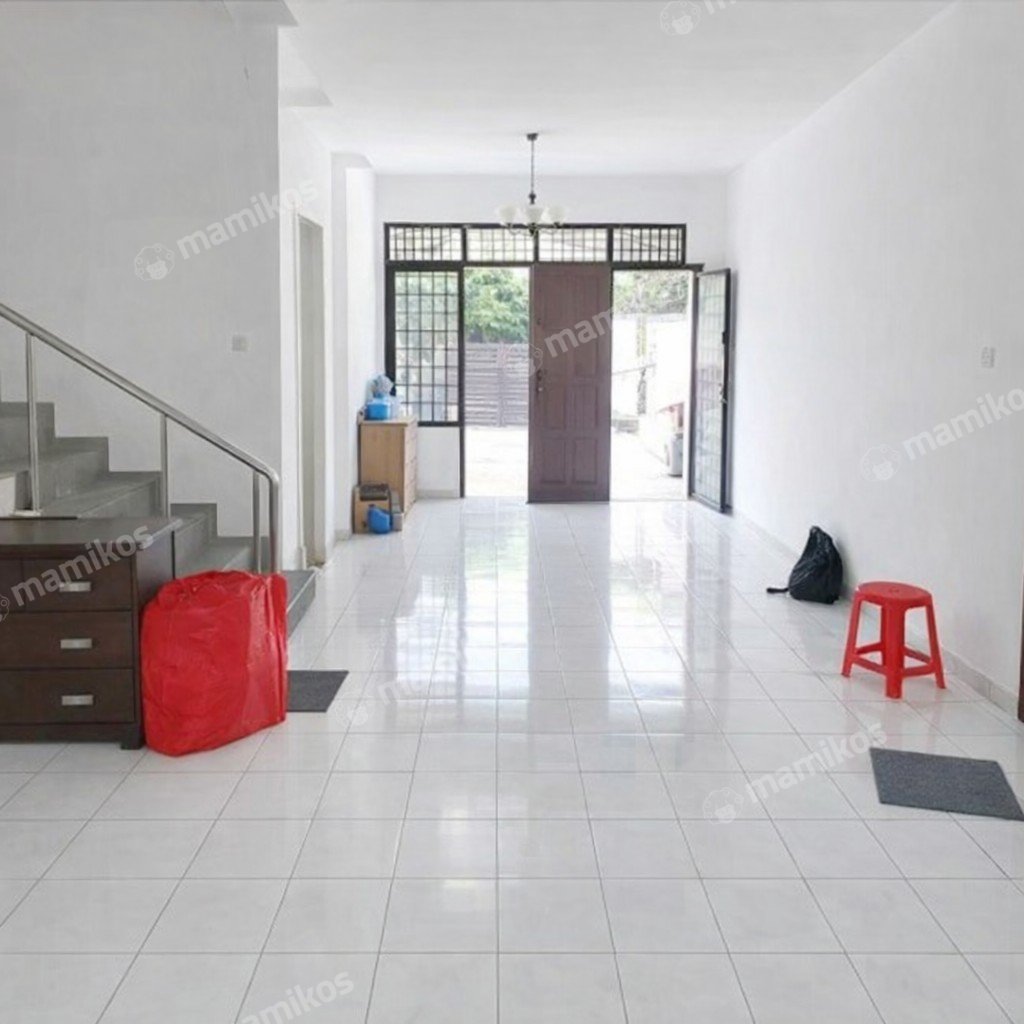Rumah Sertifikat SHM 6 Kamar Tidur 5 Kamar Mandi Intercon Jakarta Barat - Photo 2