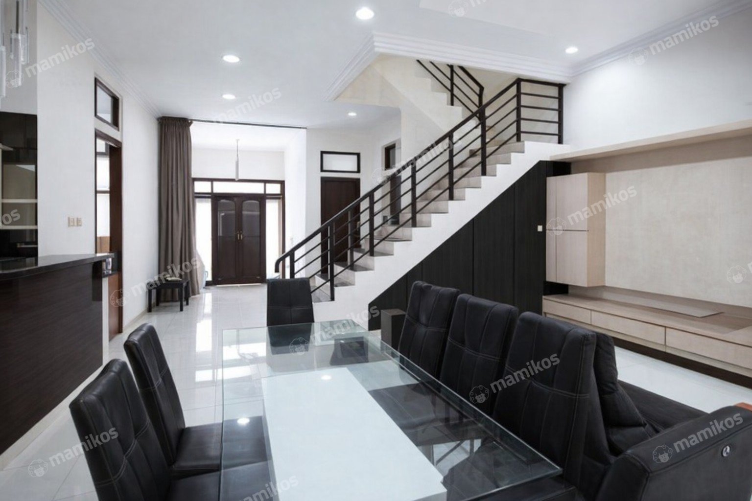 Rumah Sertifikat SHM 6 Kamar Tidur 4 Kamar Mandi Kayu Putih Jakarta Timur