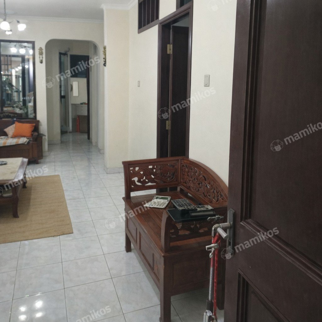 Rumah Sertifikat SHM 4 Kamar Tidur 3 Kamar Mandi Kelapa Gading Jakarta Utara - Photo 3