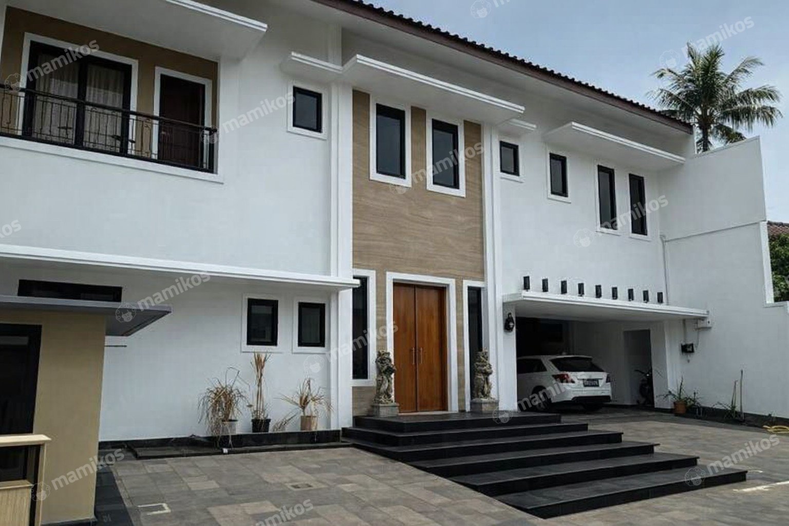 Rumah Sertifikat SHM 4 Kamar Tidur 7 Kamar Mandi Kemang Jakarta Selatan