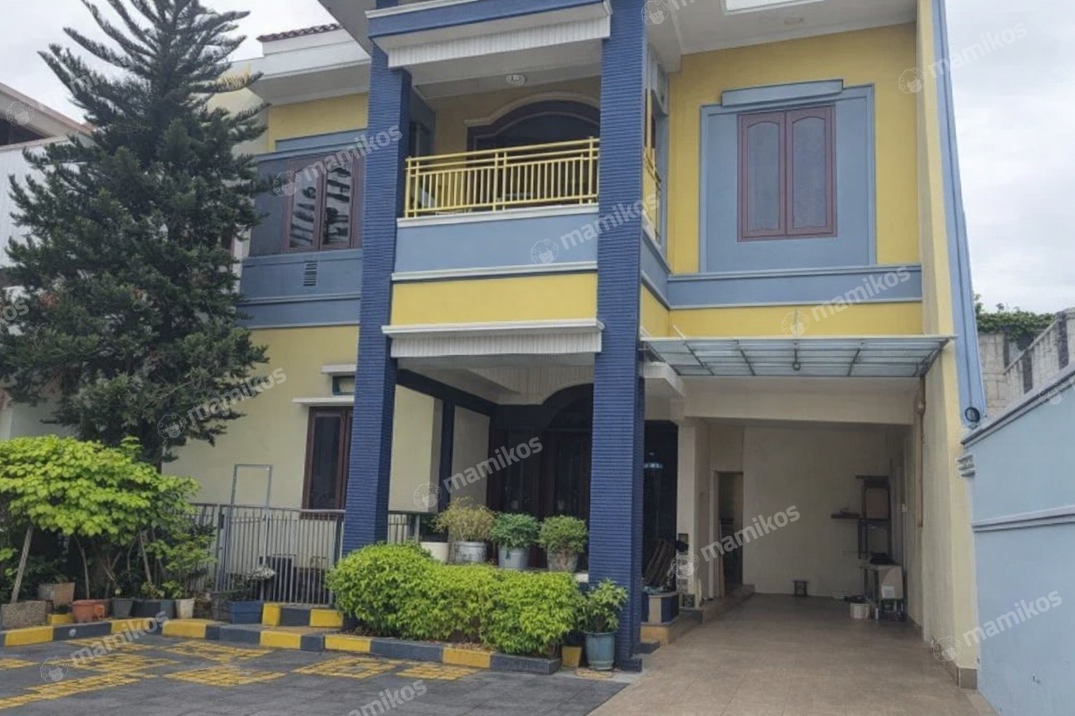 Rumah Sertifikat SHM 4 Kamar Tidur 4 Kamar Mandi Cibubur Jakarta Timur