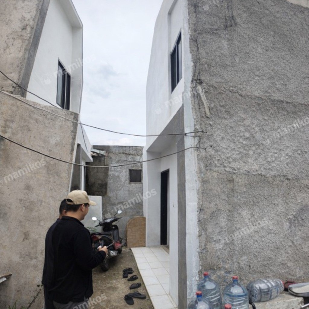 Rumah Sertifikat SHM 2 Kamar Tidur 1 Kamar Mandi Cilangkap Jakarta Timur - Photo 4
