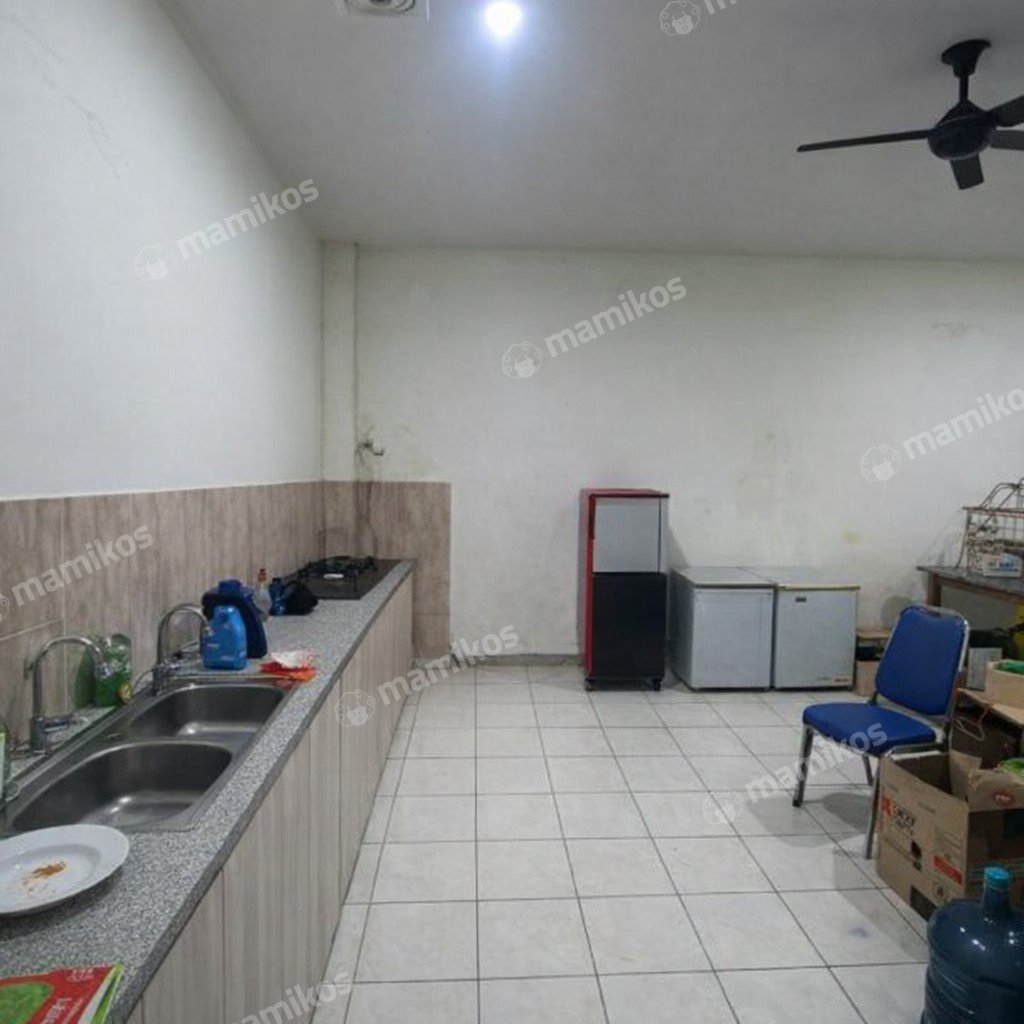 Rumah Sertifikat SHM 3 Kamar Tidur 2 Kamar Mandi Legenda Wisata Jakarta Timur - Photo 4