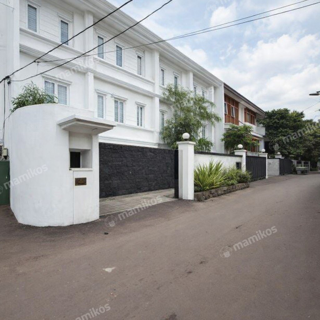 Rumah Sertifikat SHM 7 Kamar Tidur 7 Kamar Mandi Kemang Jakarta Selatan - Photo 4