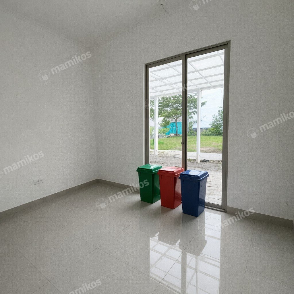 Rumah Sertifikat SHM 4 Kamar Tidur 3 Kamar Mandi Pantai Indah Kapuk 2 Jakarta Utara - Photo 2