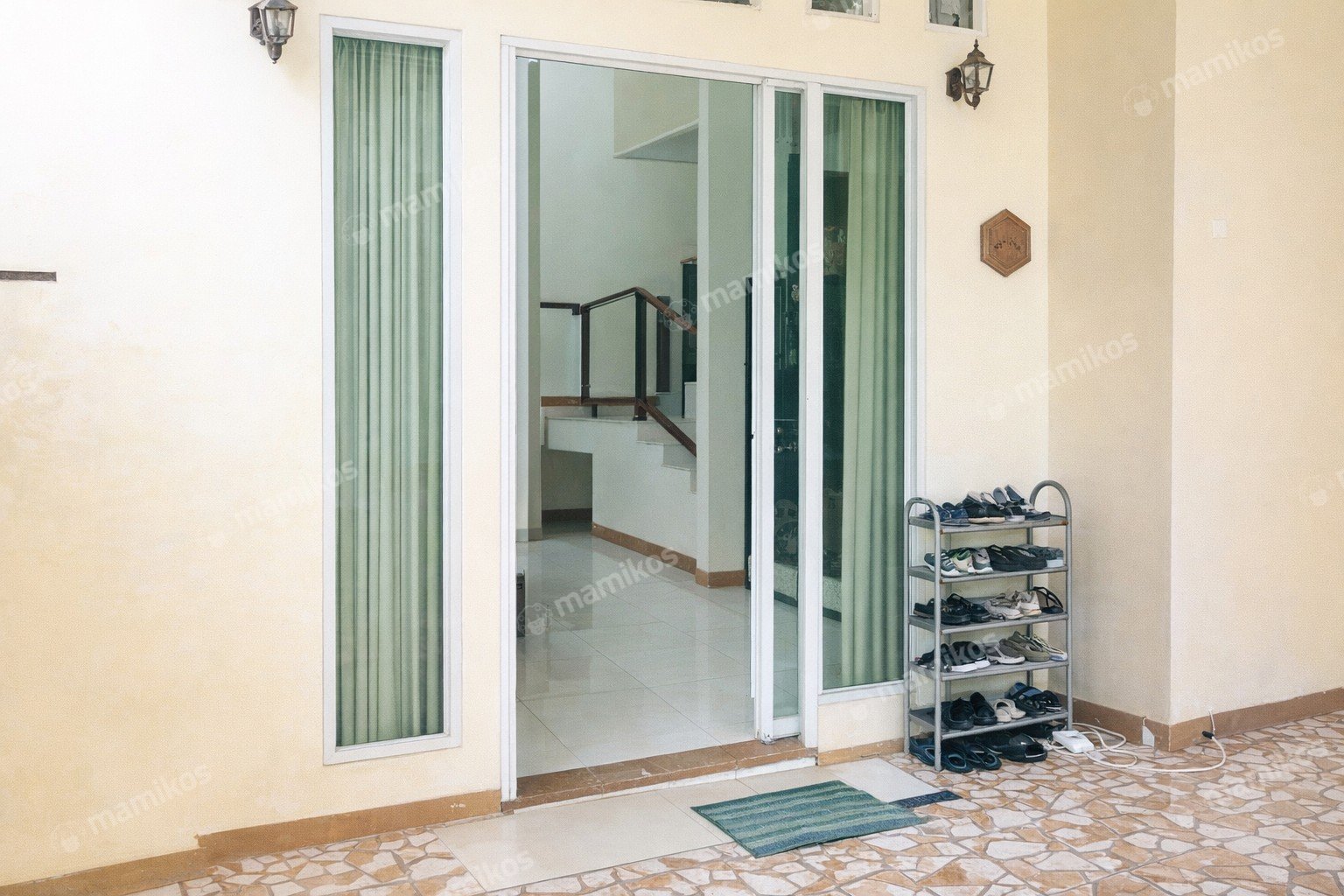 Rumah 3 Kamar Tidur 2 Kamar Mandi 2 Lantai Cakung Jakarta Timur - Photo 4