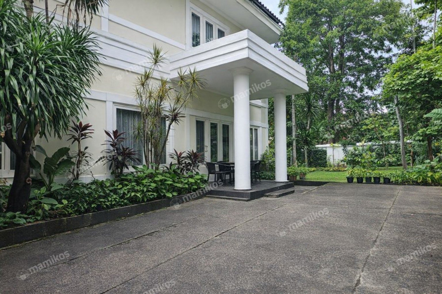 Rumah 5KT 4KM Kebayoran Baru Jakarta Selatan