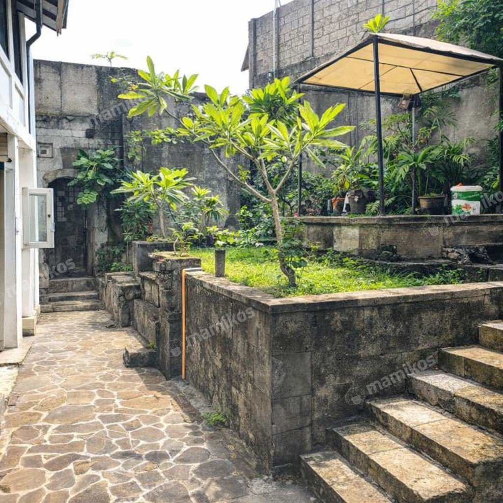 Rumah Sertifikat SHM 5 Kamar Tidur 5 Kamar Mandi Lubang Buaya Jakarta Timur - Photo 3