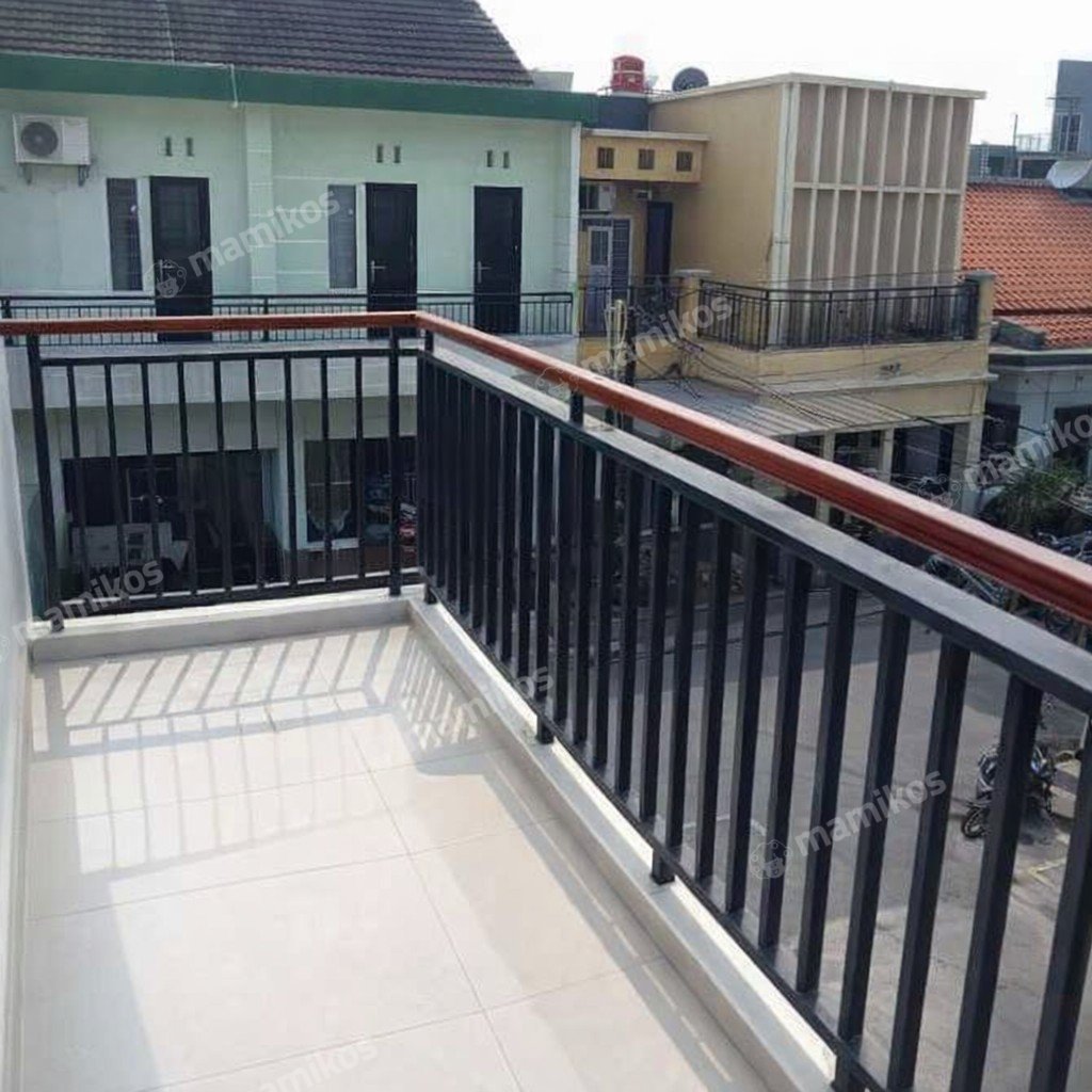 Rumah Sertifikat SHM 3 Kamar Tidur 3 Kamar Mandi Pondok Kelapa Jakarta Timur - Photo 2