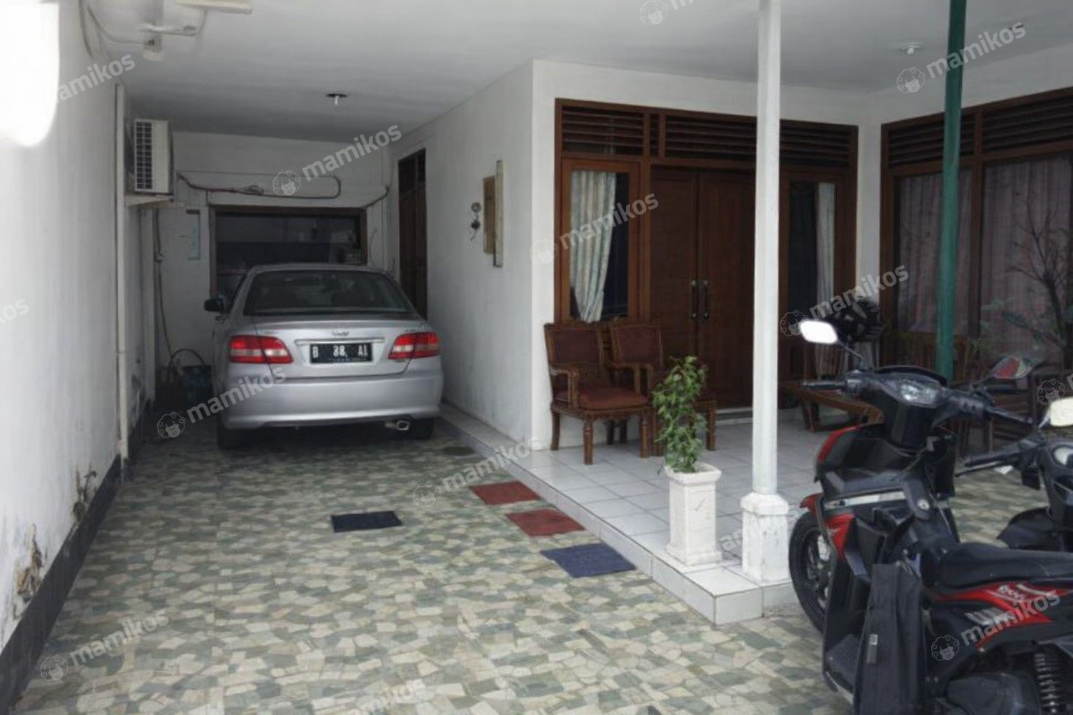 Rumah Sertifikat SHM 3 Kamar Tidur 2 Kamar Mandi Kebayoran Baru Jakarta Selatan - Photo 2
