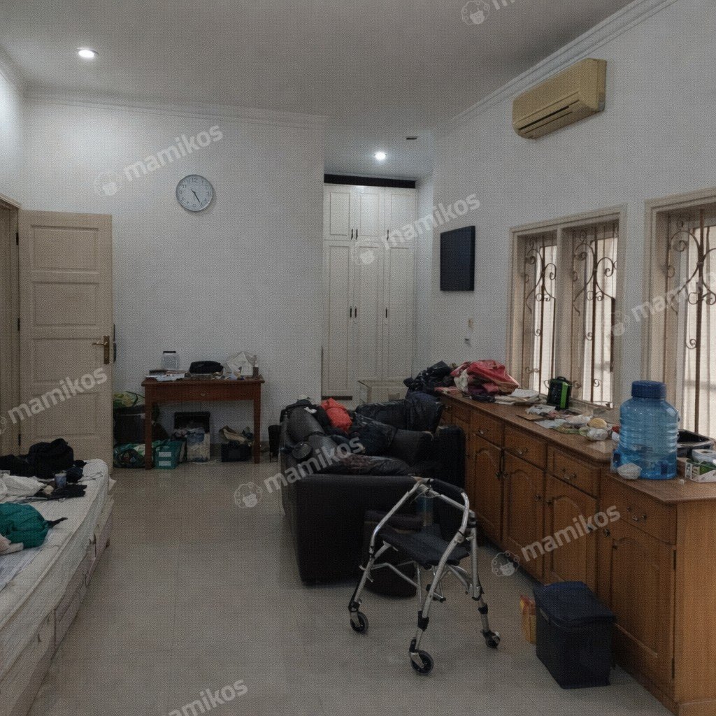 Rumah 1 Lantai Joglo Jakarta Barat - Photo 2