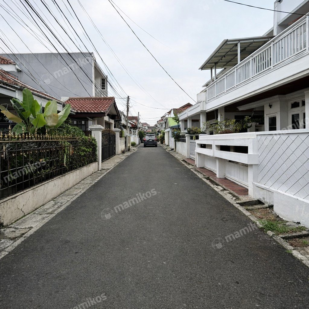 Rumah Sertifikat SHM 3 Kamar Tidur 2 Kamar Mandi Tebet Jakarta Selatan - Photo 2