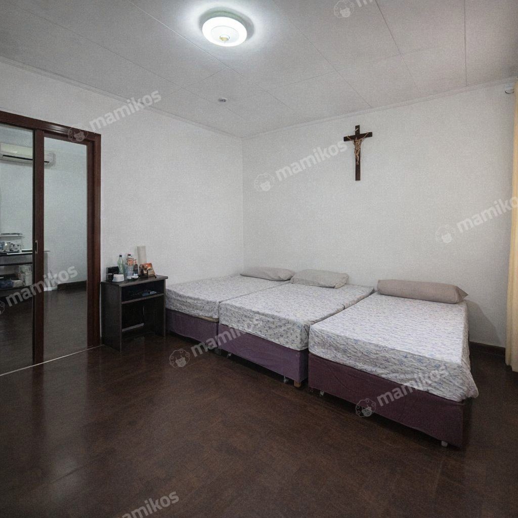 Rumah Sertifikat SHM 3 Kamar Tidur 3 Kamar Mandi Sunrise Garden Jakarta Barat - Photo 4