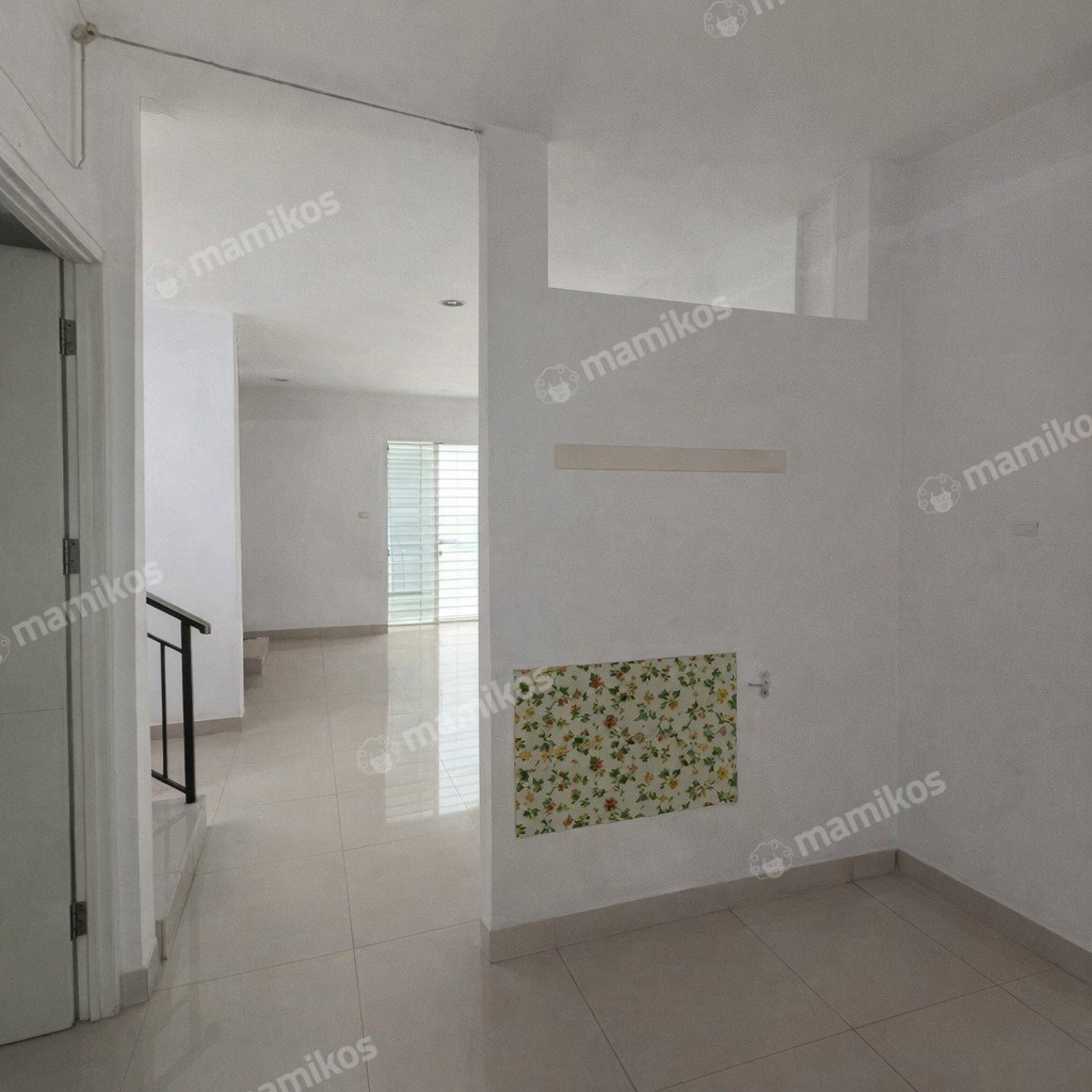 Rumah Sertifikat SHM 3 Kamar Tidur 2 Kamar Mandi Green Lake City Jakarta Barat - Photo 2