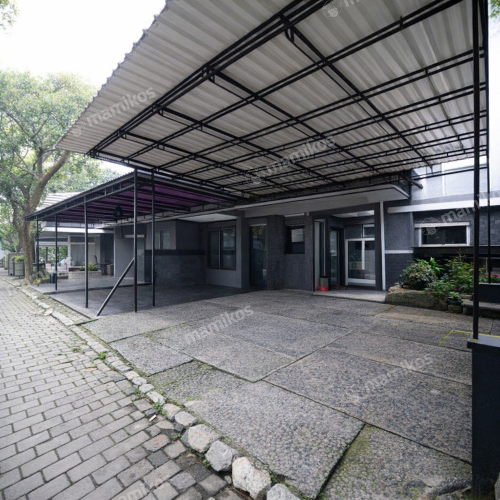 Rumah Sertifikat SHM 4 Kamar Tidur 3 Kamar Mandi Kebon Jeruk Jakarta Barat - Photo 2