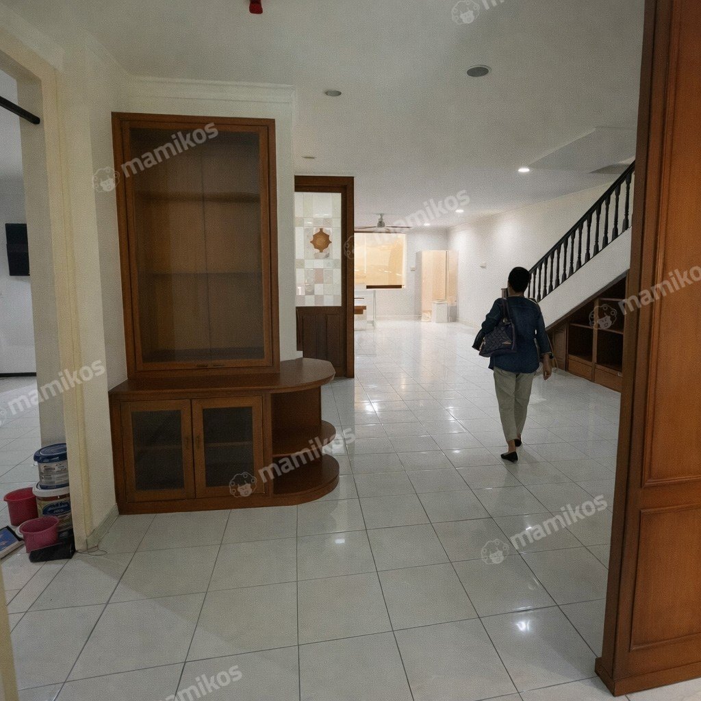 Rumah Sertifikat SHM 5 Kamar Tidur 3 Kamar Mandi Pantai Indah Kapuk Jakarta Utara - Photo 3