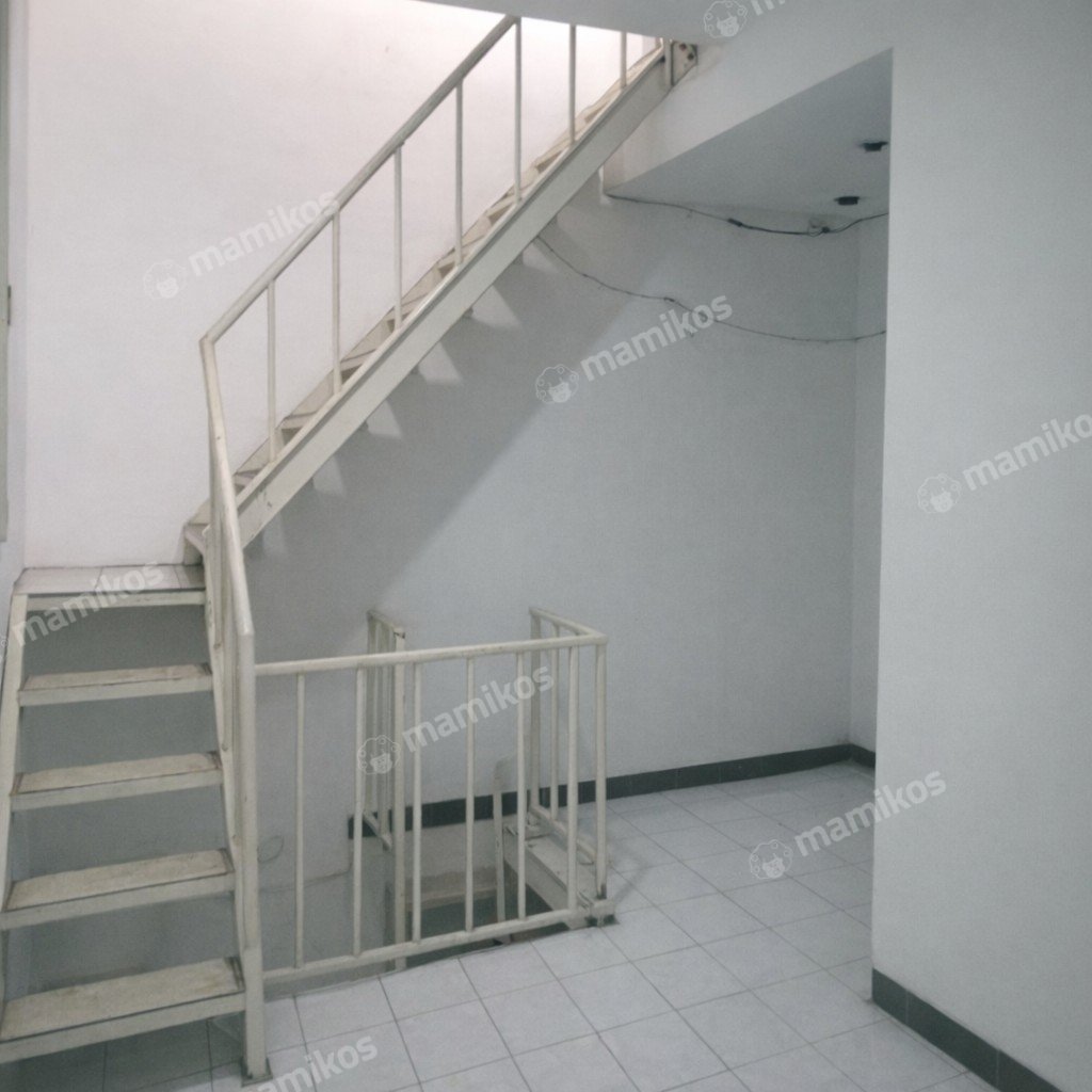 Rumah Sertifikat SHM 5 Kamar Tidur 3 Kamar Mandi Pantai Indah Kapuk Jakarta Utara - Photo 5