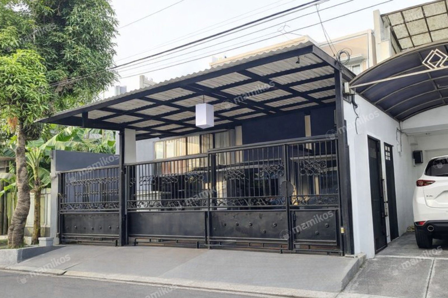 Rumah Sertifikat SHM 14 Kamar Tidur 7 Kamar Mandi Green garden Jakarta Barat