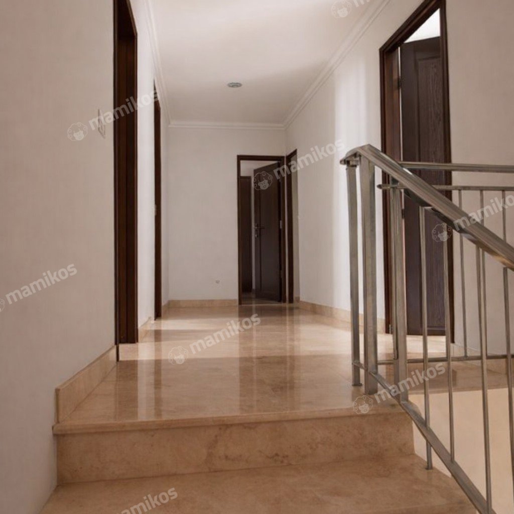 Rumah Sertifikat PPJB 4 Kamar Tidur 4 Kamar Mandi Pantai Indah Kapuk Jakarta Utara - Photo 3