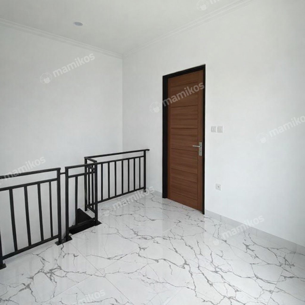 Rumah Sertifikat SHM 3 Kamar Tidur 2 Kamar Mandi Kalisari Jakarta Timur - Photo 5