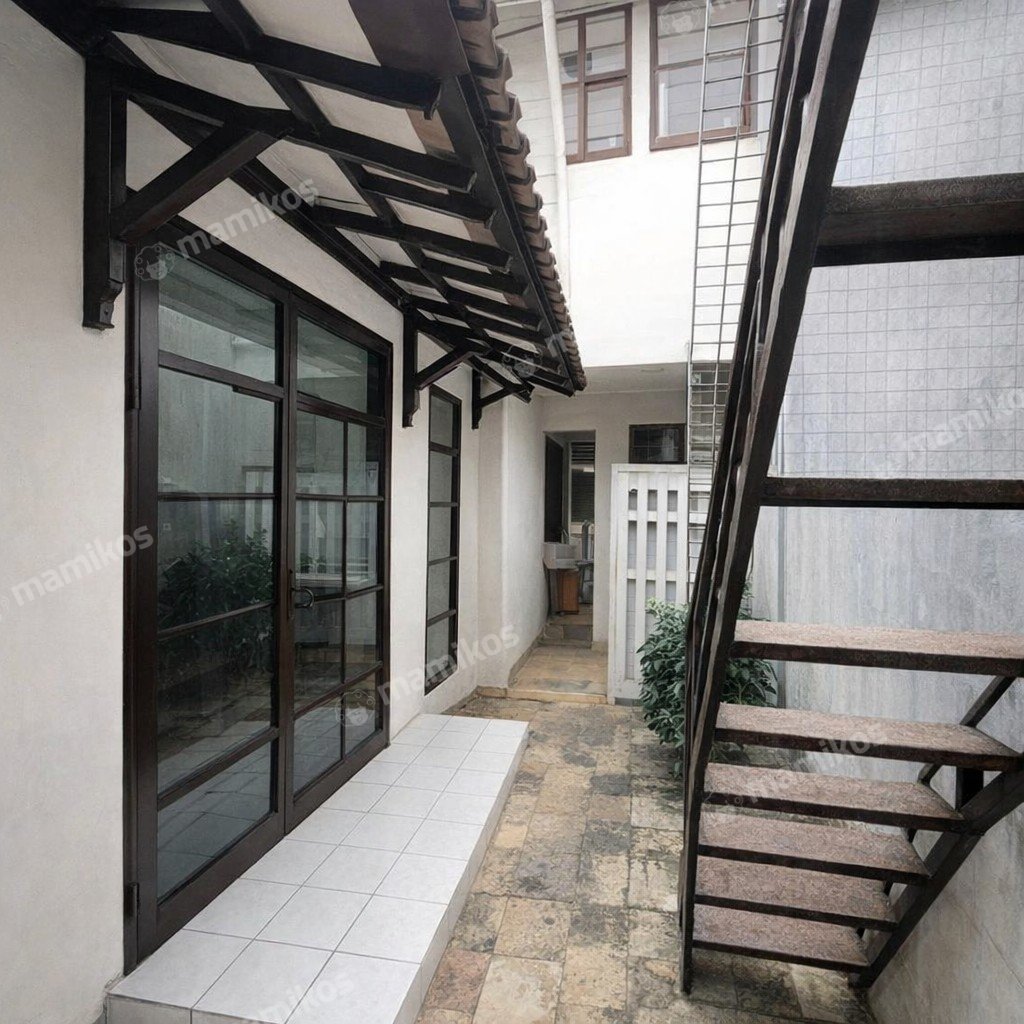 Rumah Sertifikat SHM 4 Kamar Tidur 2 Kamar Mandi Cipete Jakarta Selatan - Photo 5