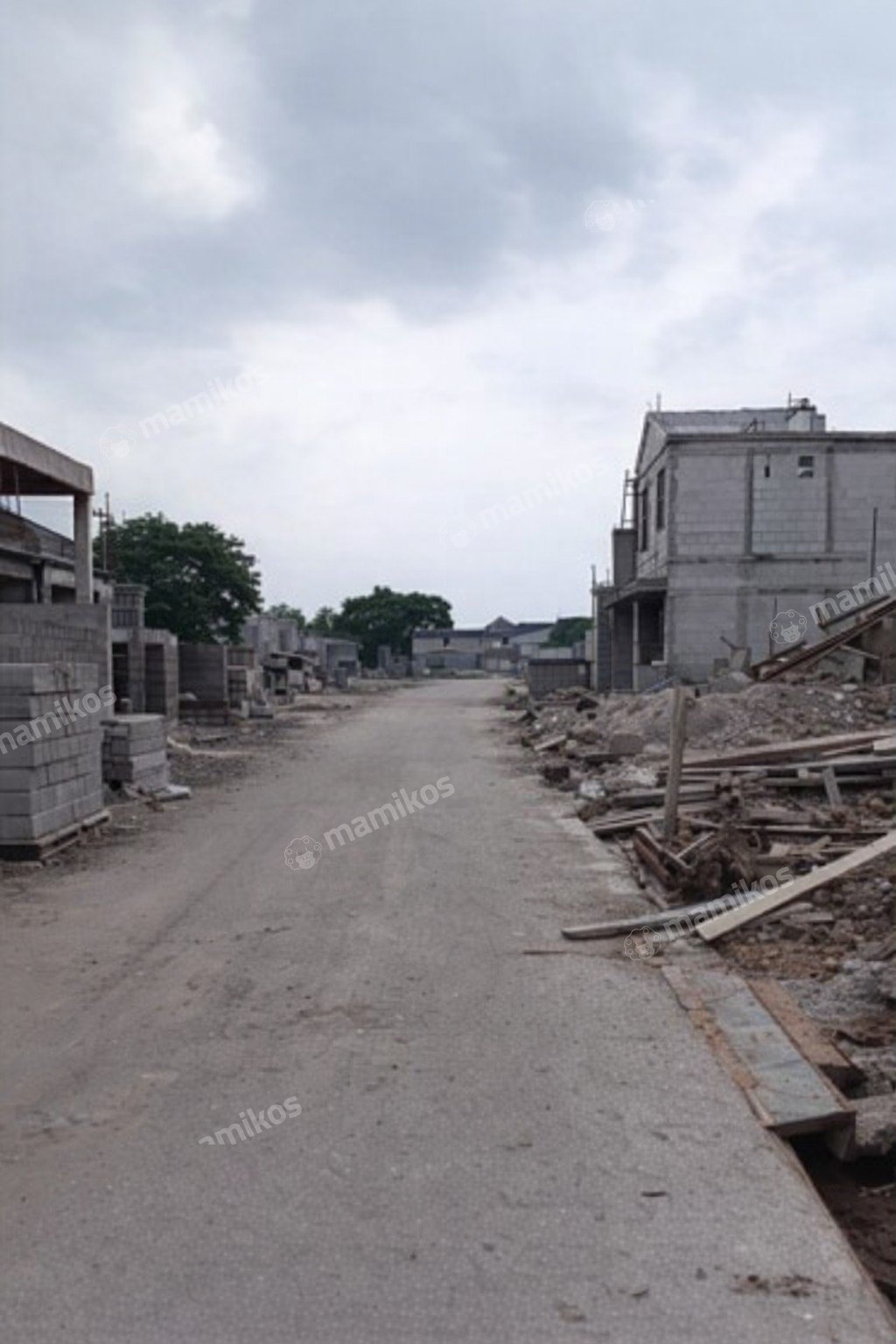 Rumah Sertifikat SHM 3 Kamar Tidur 2 Kamar Mandi Condet Jakarta Timur - Photo 3