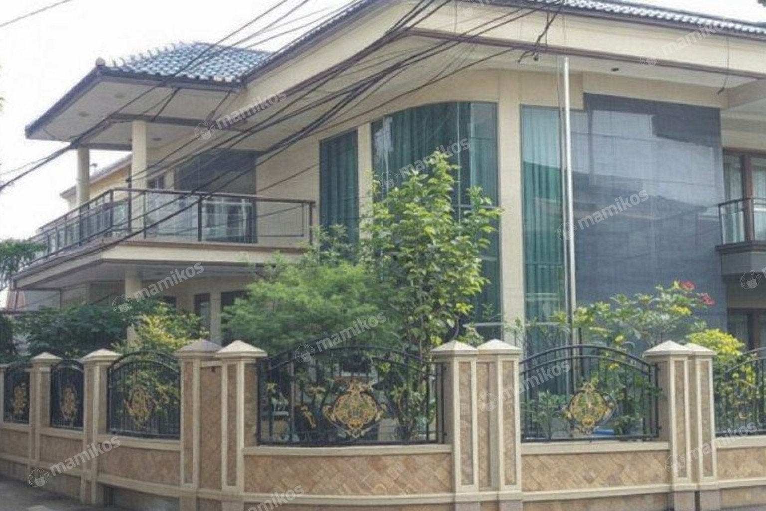 Rumah Sertifikat HGB 7 Kamar Tidur 4 Kamar Mandi Kebayoran Baru Jakarta Selatan