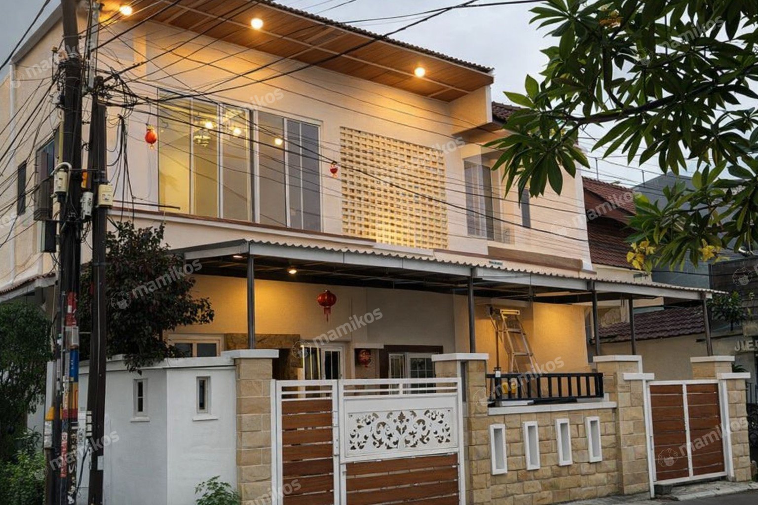 Rumah Sertifikat SHM 7 Kamar Tidur 4 Kamar Mandi Duri Kosambi Jakarta Barat