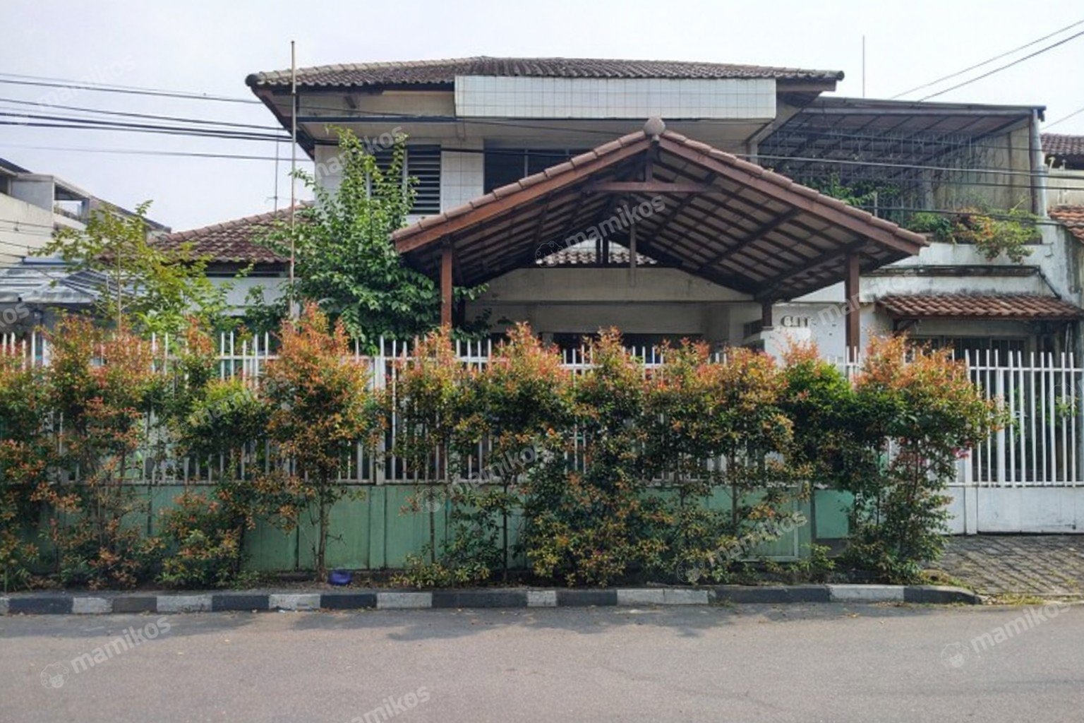 Rumah Sertifikat SHM 4 Kamar Tidur 3 Kamar Mandi Kembangan Jakarta Barat