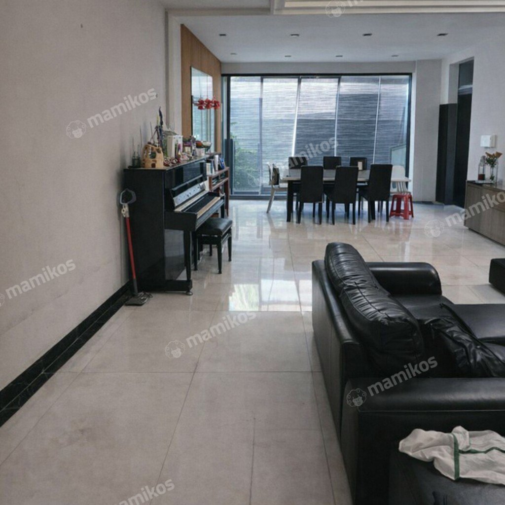 Rumah Sertifikat SHM 4 Kamar Tidur 3 Kamar Mandi Pantai Indah Kapuk Jakarta Utara - Photo 2