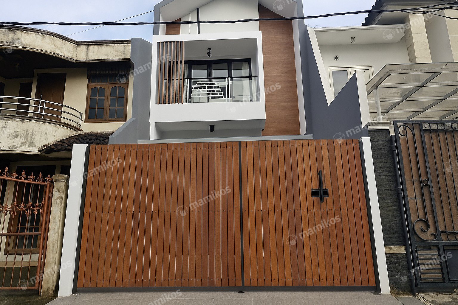 Rumah Sertifikat SHM 4 Kamar Tidur 3 Kamar Mandi Pondok Kelapa Jakarta Timur