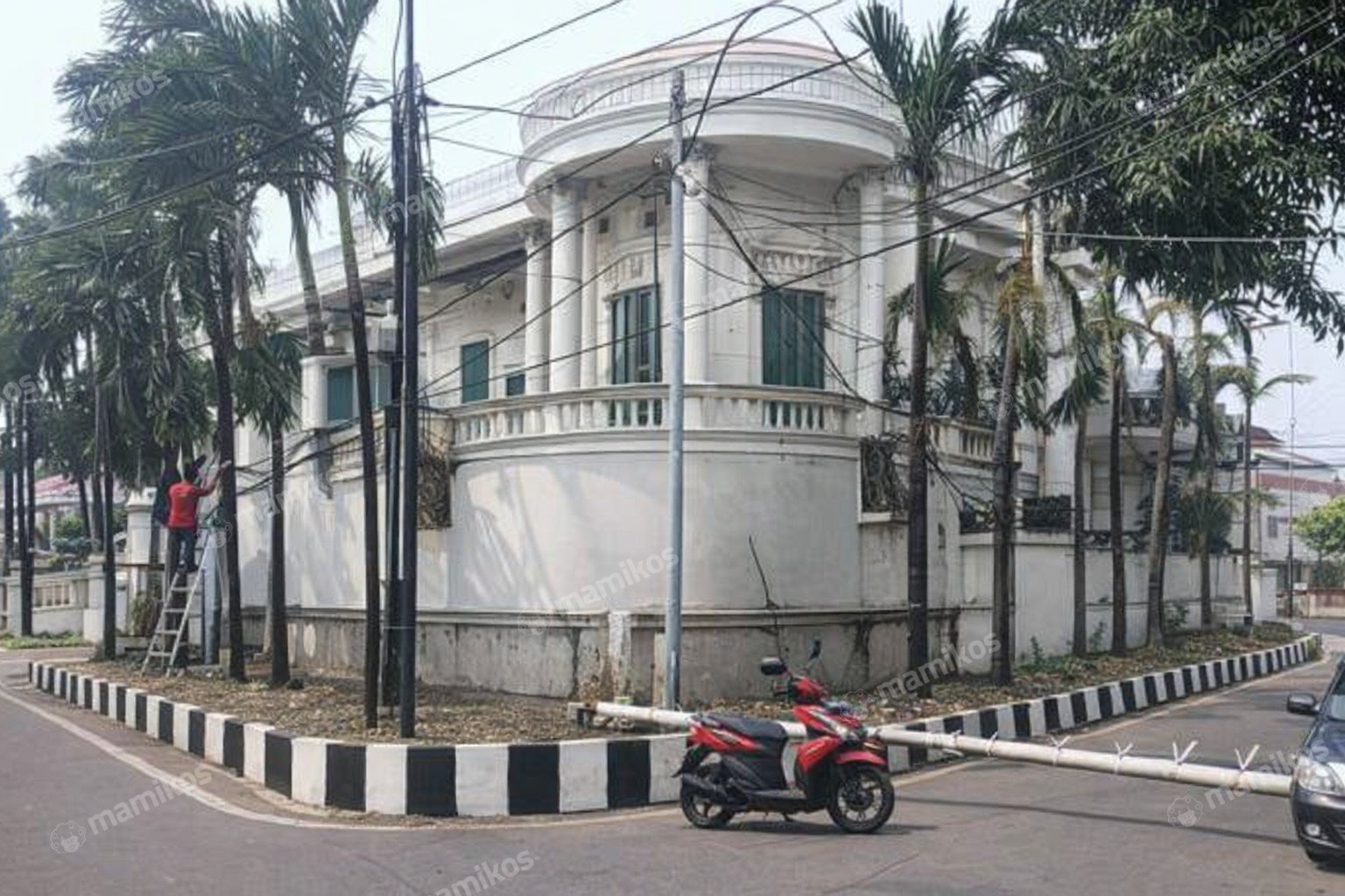 Rumah Sertifikat HGB 8 Kamar Tidur 6 Kamar Mandi Pulo Gadung Jakarta Timur