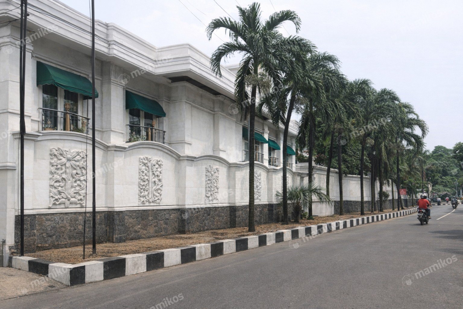 Rumah Sertifikat HGB 8 Kamar Tidur 6 Kamar Mandi Pulo Gadung Jakarta Timur - Photo 5
