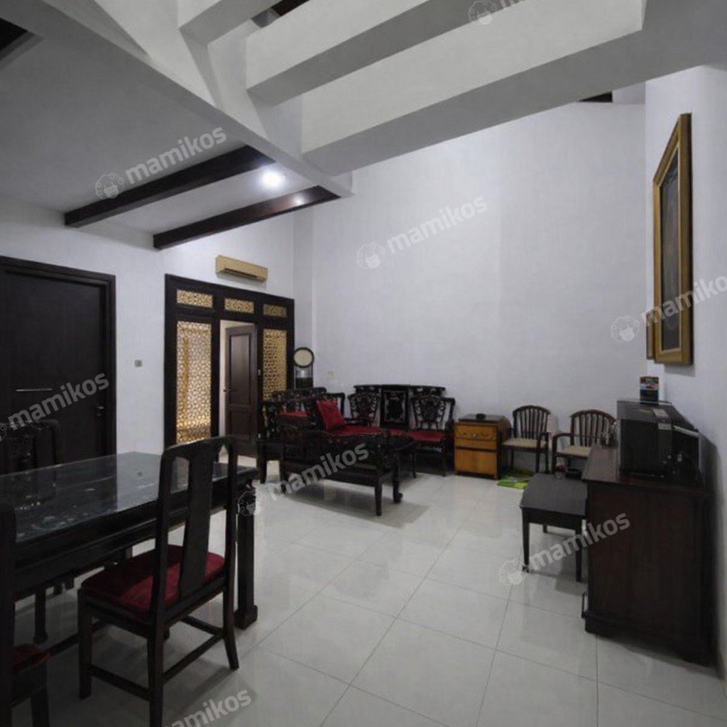 Rumah Sertifikat SHM 4 Kamar Tidur 4 Kamar Mandi Puri Indah Jakarta Barat - Photo 4