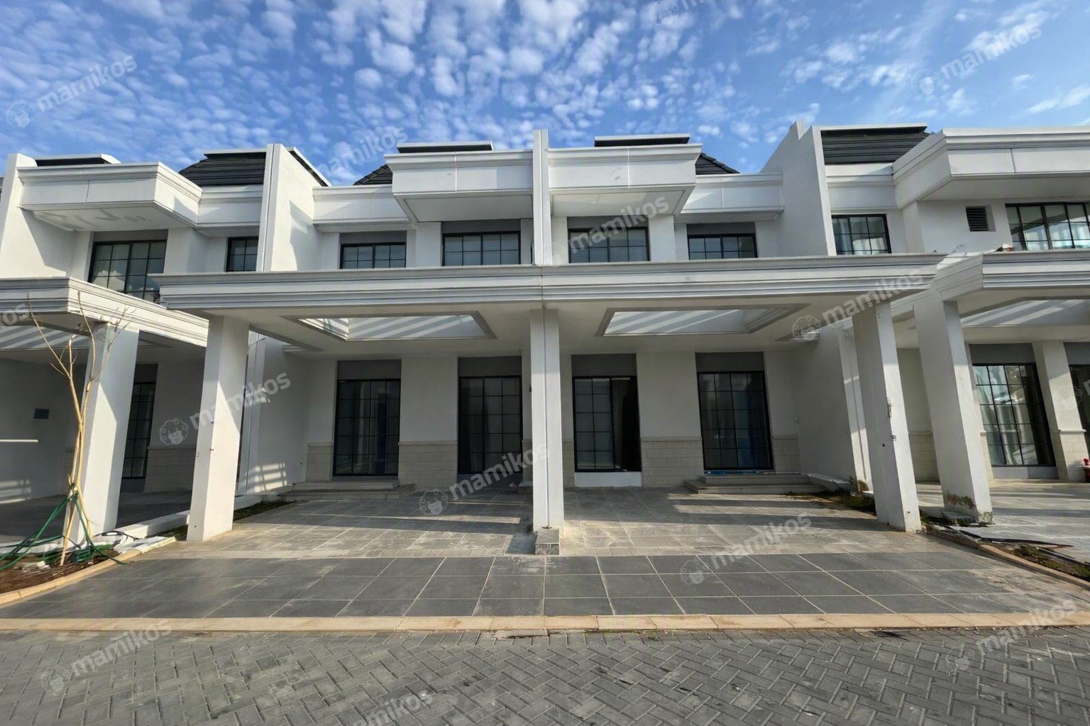 Rumah Sertifikat PPJB 3 Kamar Tidur 3 Kamar Mandi Pantai Indah Kapuk 2 Jakarta Utara - Photo 4