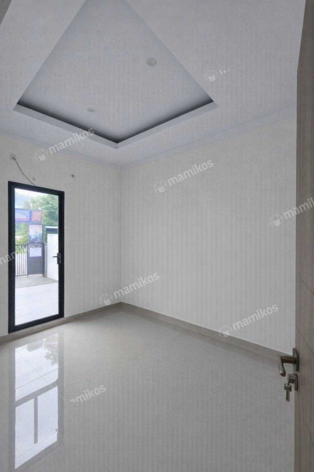 Rumah 3 Kamar Tidur 3 Kamar Mandi 1 Lantai Meruya Jakarta Barat - Photo 3