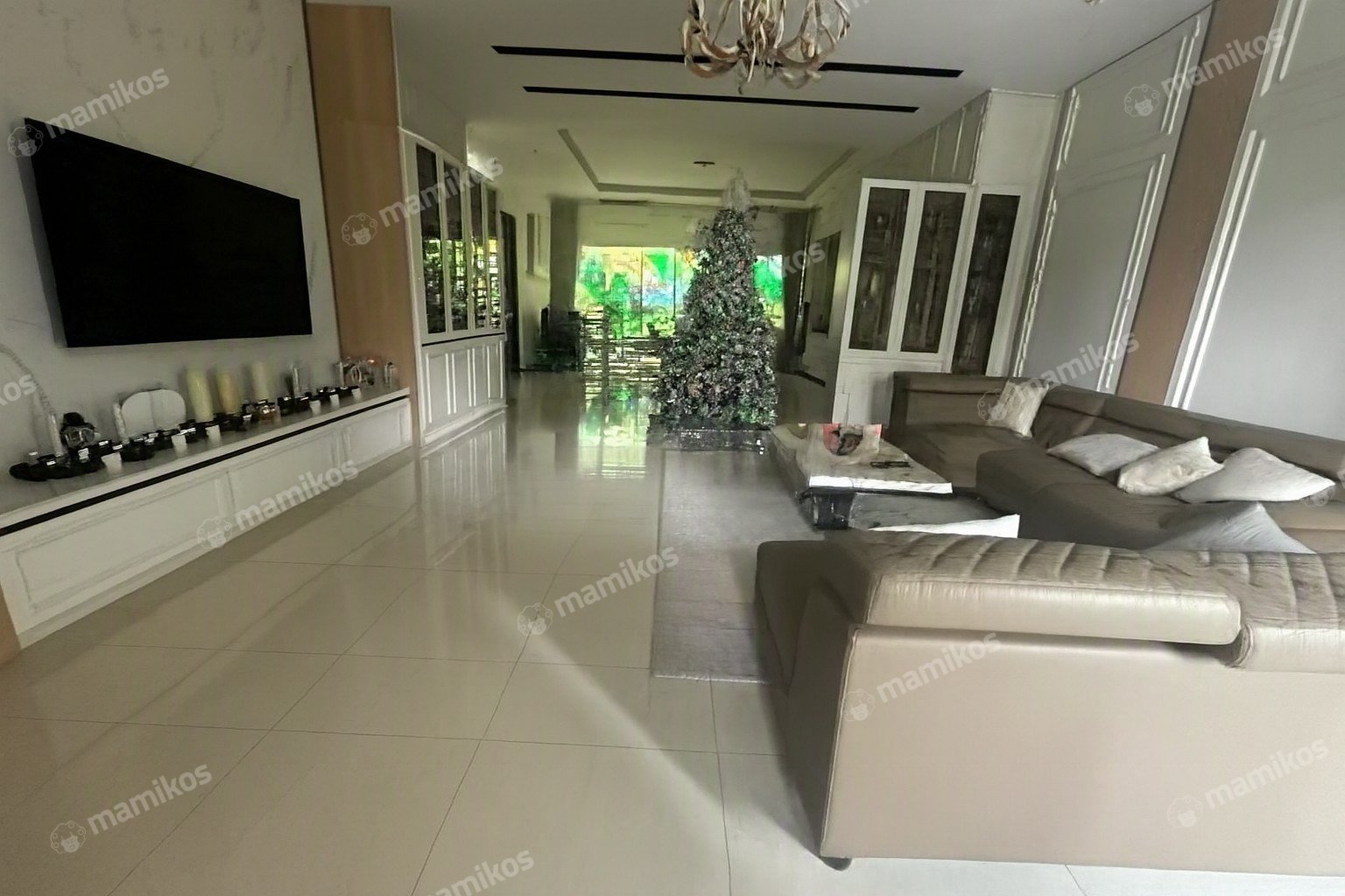 Rumah Sertifikat HGB 3 Kamar Tidur 3 Kamar Mandi Golf Island Jakarta Utara - Photo 2