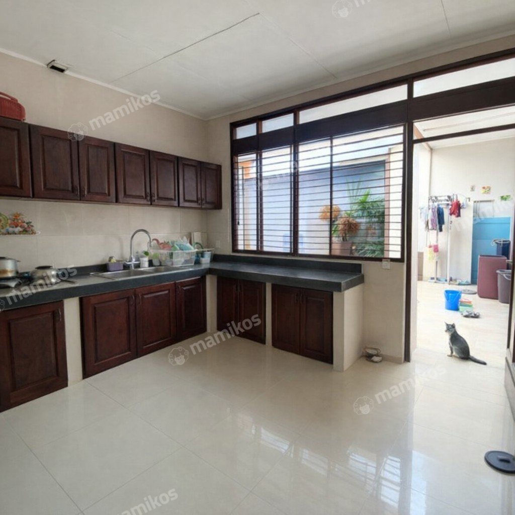 Rumah Sertifikat SHM 4 Kamar Tidur 2 Kamar Mandi Kebayoran Baru Jakarta Selatan - Photo 4
