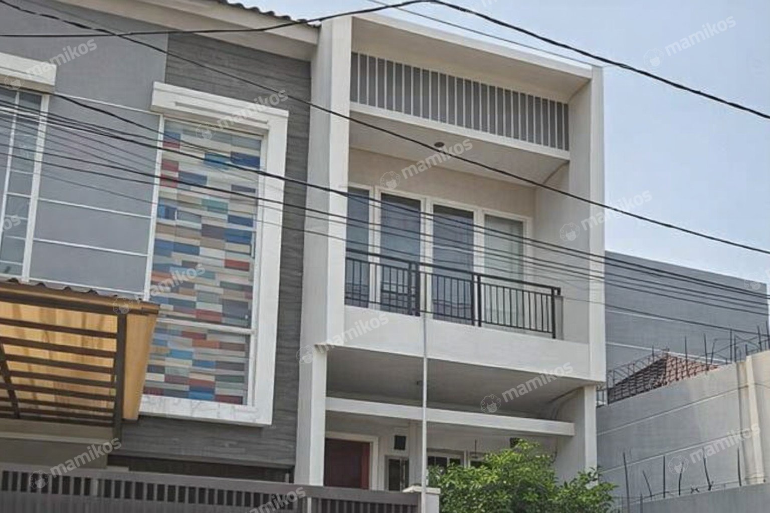 Rumah Sertifikat SHM 4 Kamar Tidur 3 Kamar Mandi Kedoya Utara Jakarta Barat